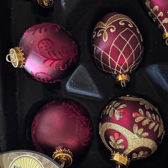 NEW! Elegant Designer 14 Piece Burgundy Gold Glass Christmas Ornaments Lot - Picture 6 of 9